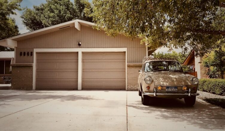 Garage-Doors-Repair